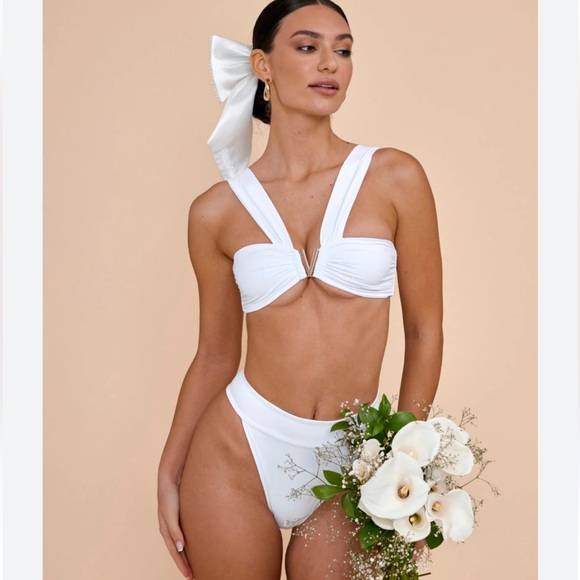 ALT Swimwear bikini - Picture 1 of 10